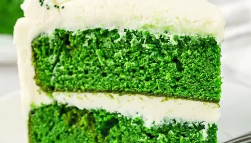 Green-Velvet-Cake