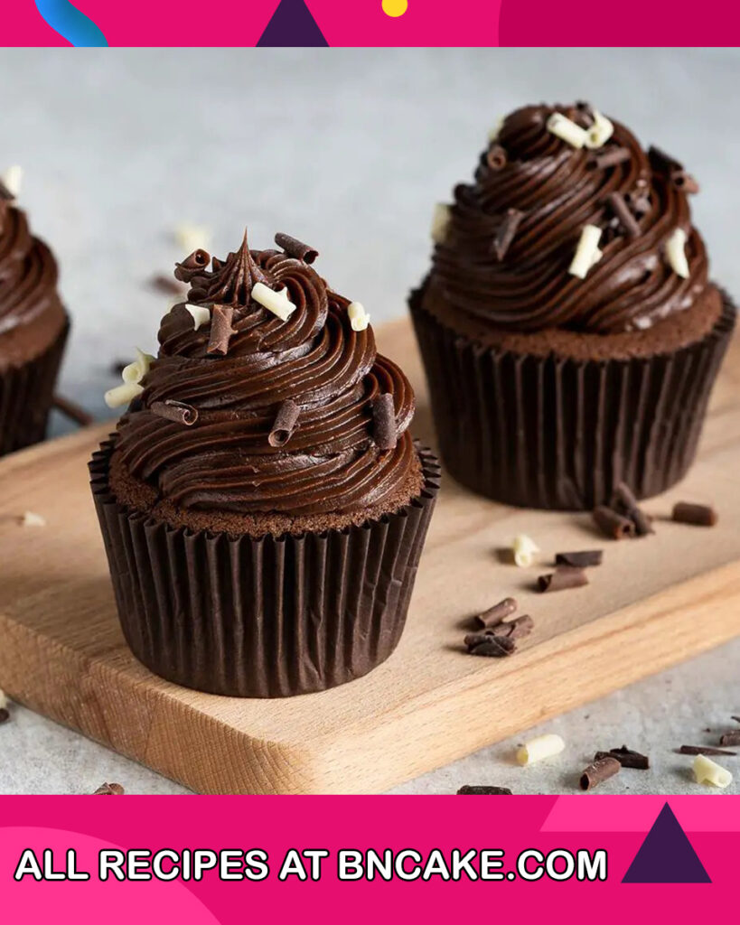 Chocolate-Fudge-Cupcakes-6