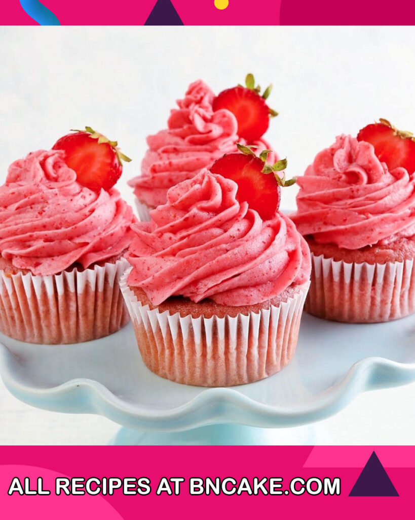 Strawberry-Cupcakes-4
