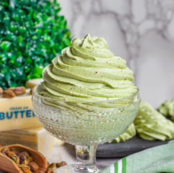 Pistachio-Buttercream