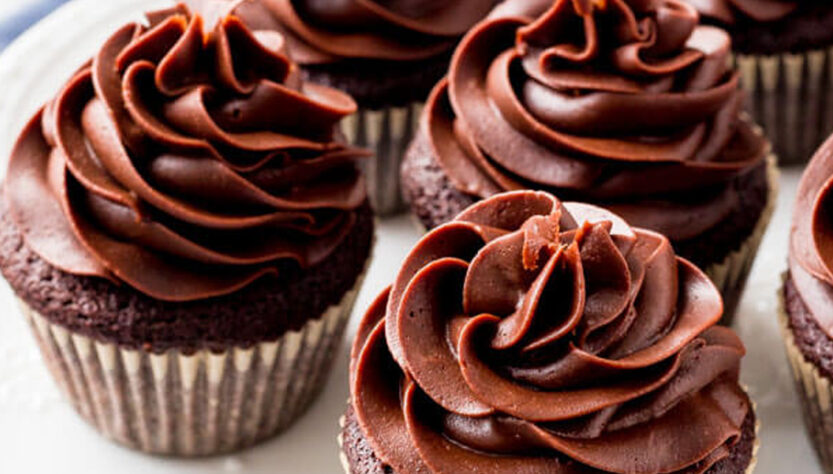 Chocolate-Cream-Cheese-Frosting