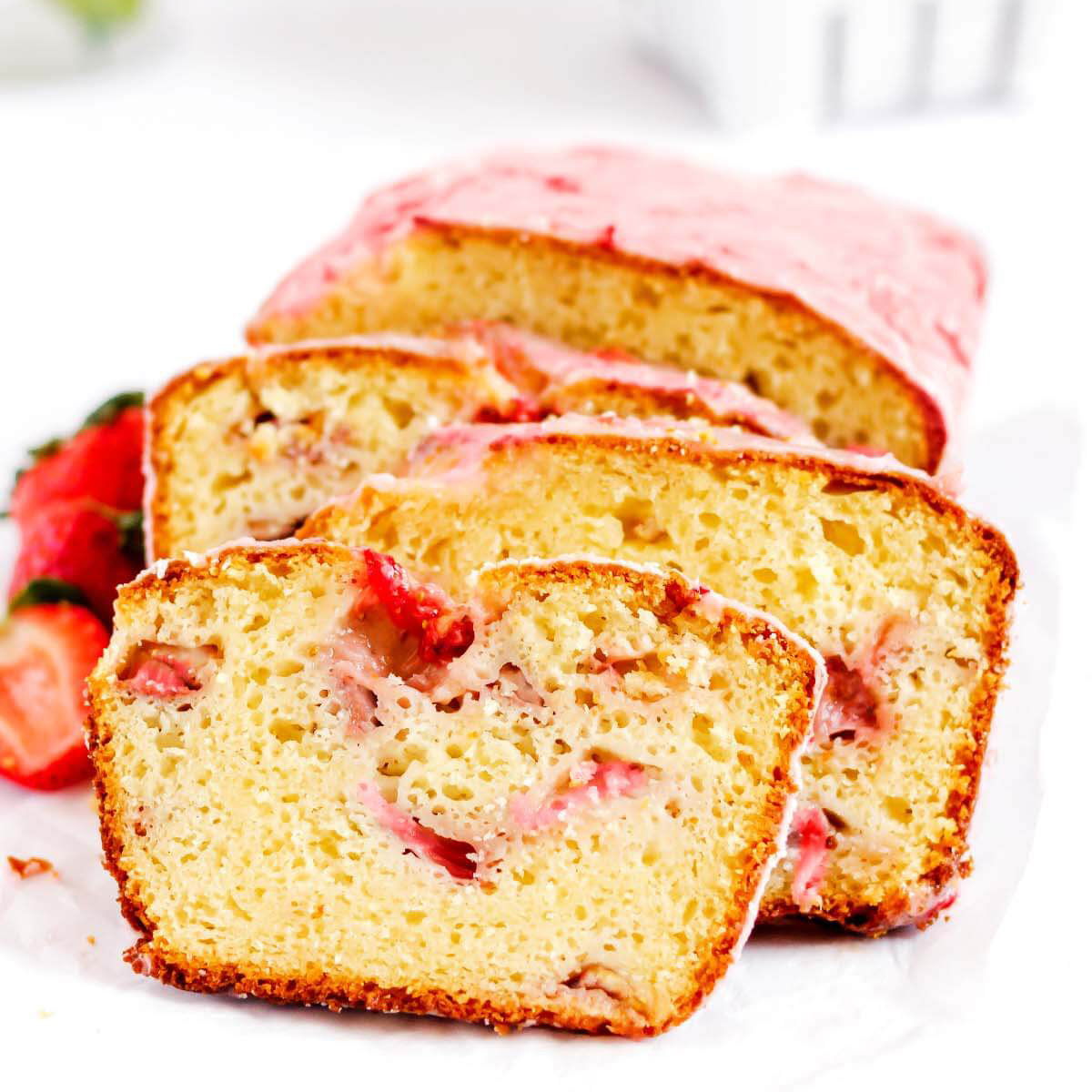 Strawberry-Loaf Cake