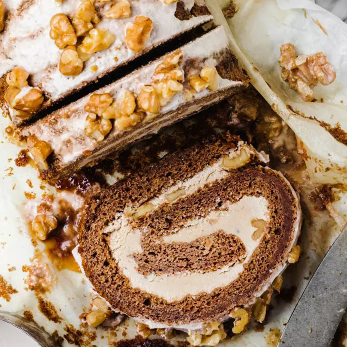 Peanut-Butter-Chocolate-Cake-Roll