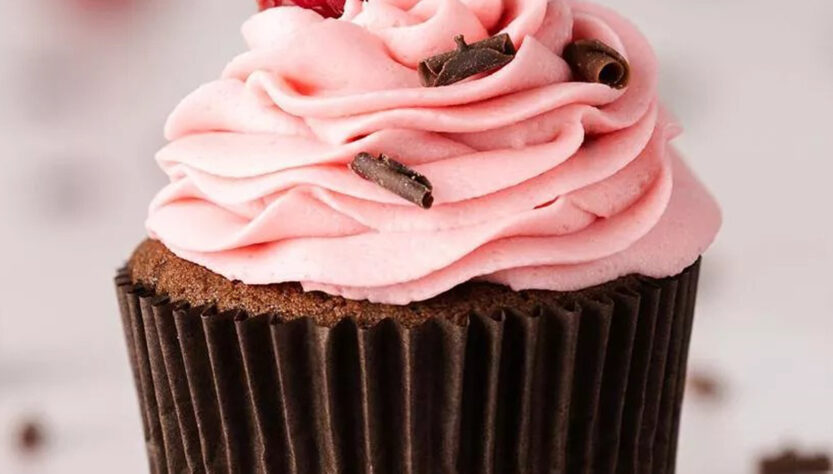Chocolate-Raspberry-Cupcakes